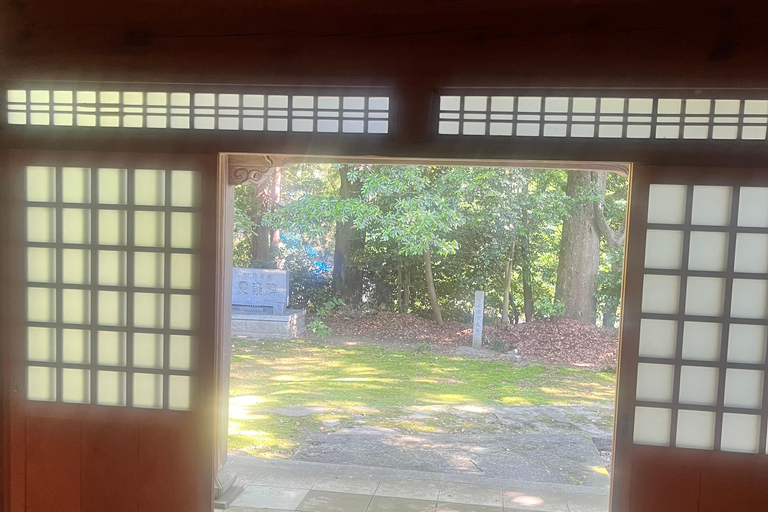 Kanazawa: Zen Calligraphy Experience at a Historic Temple