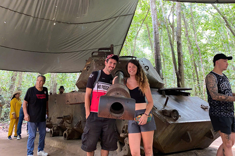 Cu Chi tunnels &amp; Cao Dai-tempel (Ba Den berg) Hele dag