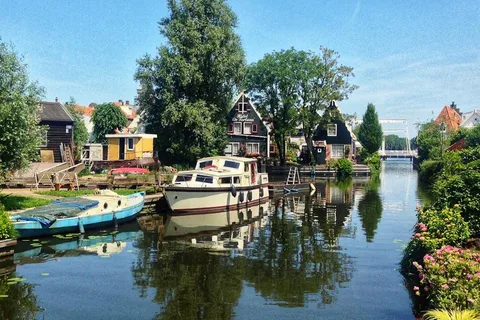 Fra Amsterdam: Vandretur i Edam og Volendam