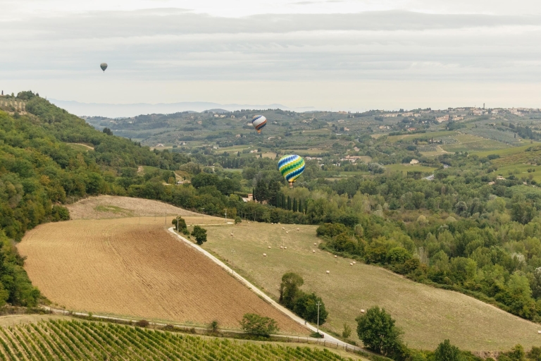 Vuelo en globo sobre la Toscana: FlorenciaTour en globo estándar por la Toscana