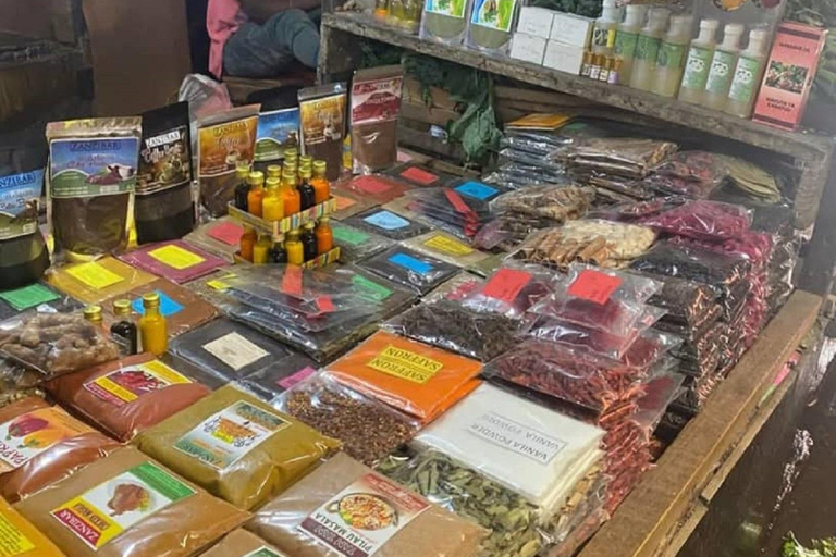 Zanzibar: Stone Town, Prison Island & Spice farm with Lunch Private tour no Hotel pickmup and drop off included