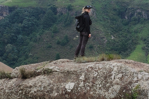 Johannesburg: Drakensberg Sentinel Peak Hike & Hotel Stay