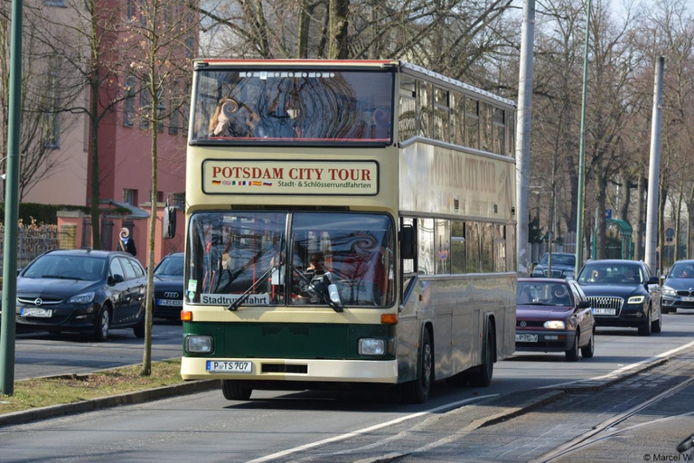 Potsdam: Hop-On Hop-Off Bus Tour with Audio Guide