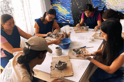 Cali: Ceramic Workshop for Tourists