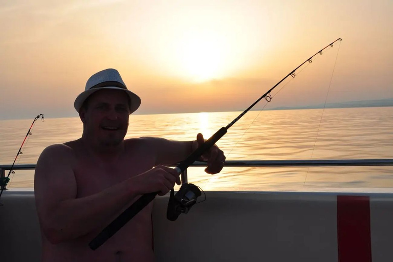 Tour di pesca ad AlanyaGiro di pesca ad Alanya