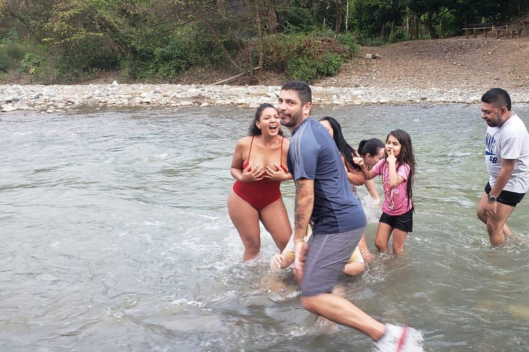 Medellin: River Tubing and BBQ Day Trip with Hotel Pickup