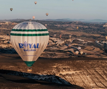 Cappadocia: Royal Queen Hot Air Balloon Tour at Sunrise