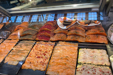 Taste Finnish Delicacies: Food Walk in Helsinki