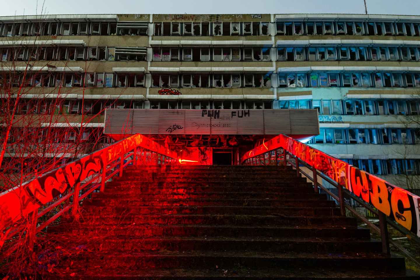 Berlin: Urbex Abandoned Places & History Tour