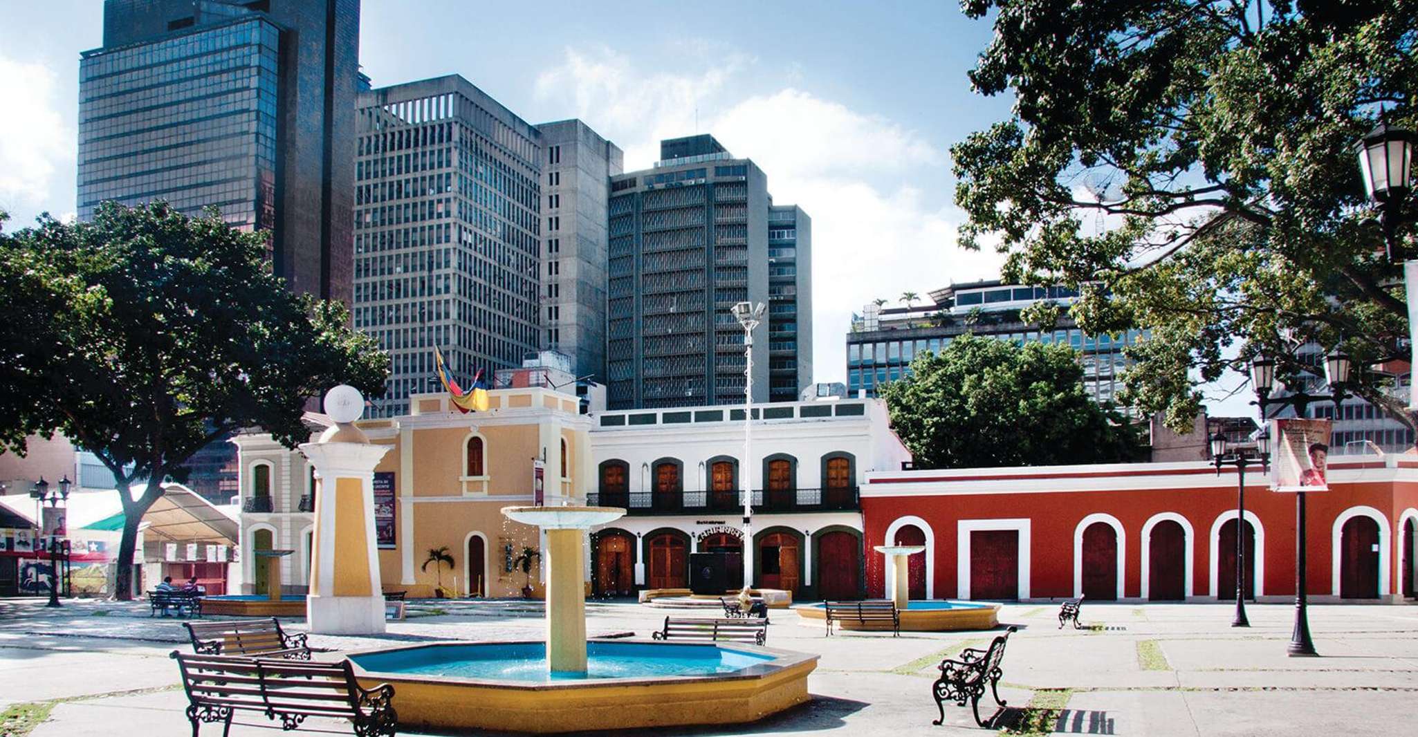 Caracas historic center street walking tour - Housity