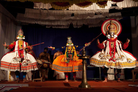 From Kochi: Private Kochi, Alleppey & Trivandrum Tour