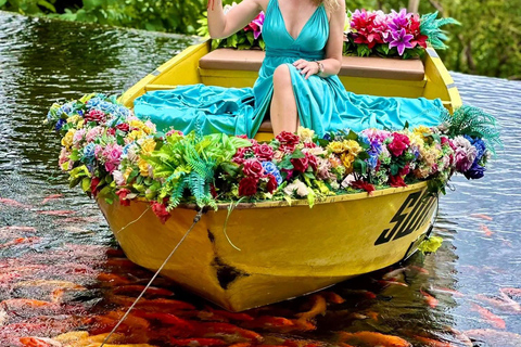 Bali: Swing, Koi Photo Boat, Monkey Forest, & Waterfall Private tour with ticket include