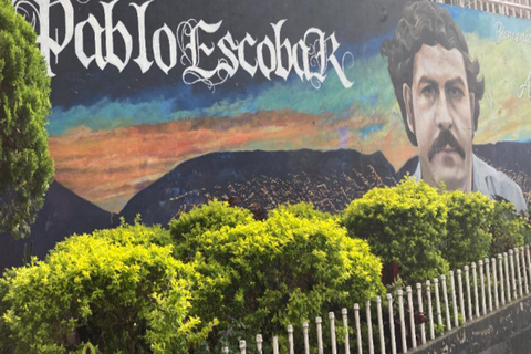 Medellín: Escobar Uncovered Tour Complete experience