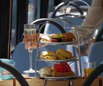 London: Royal Windsor Afternoon Tea Bus Tour