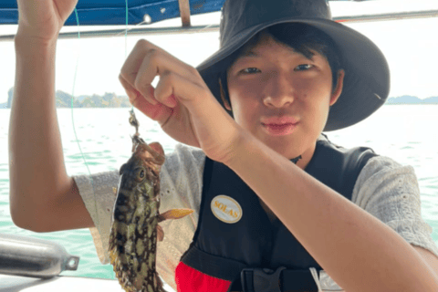 Langkawi: Kilim Geoforest Mangrove Tour with Fishing Trip Mangrove tour & Fishing 1-9 person