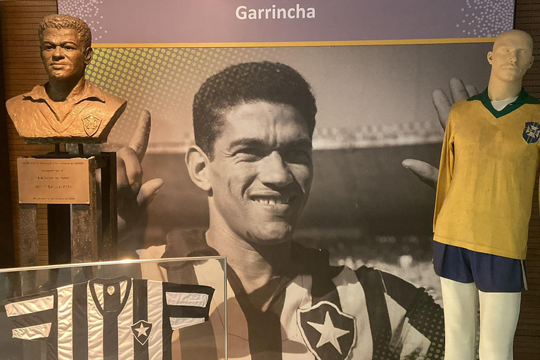 Private Maracanã Tour: Museum, Locker Rooms & Sacred Pitch