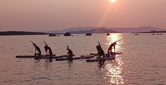 Chania: Morning or Sunset Stand-up Paddleboard Pilates