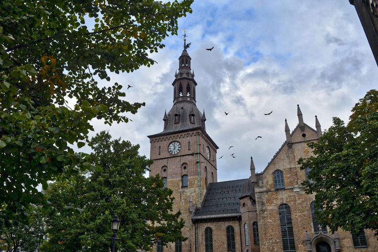 Oslo: Spanish Tour of Oslo and Vigeland Park