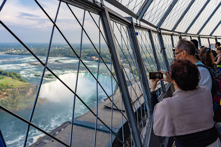 Niagara Falls Tour: Cruise, Skylon Tower & Japanese Guide