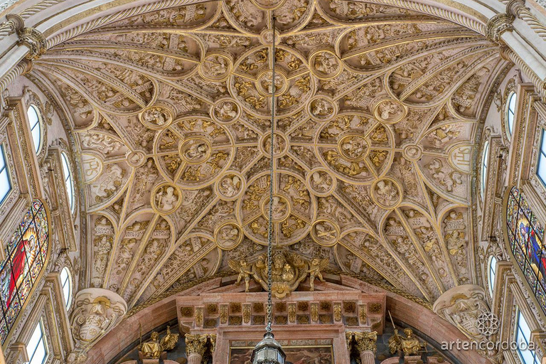 Cordoba: Your Tour of the Mosque-Cathedral with a Real French Guide Cordoba: Mosque–Cathedral guided tour in English