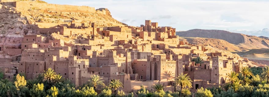 Au départ de Ouarzazate : excursion à Aït Benhaddou, à l'oasis de Fint et au studio de cinéma