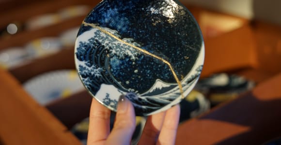 Kyoto: Kintsugi (Gold Repair) Workshop in Gion