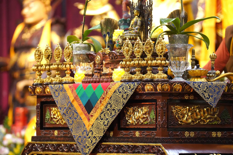 Hanói: salsa de soja, pueblo de los vermicelli y pagoda Thang NghiemTour privado: pueblo de la salsa de soja, pagoda, pueblo del incienso y sombreros