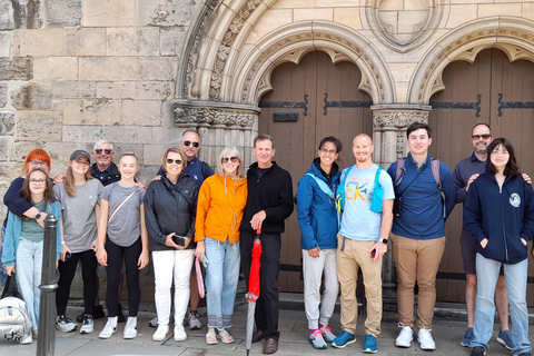 Tour privato a piedi di mezza giornata dei punti salienti di YorkTour privato di York Highlights di mezza giornata a piedi