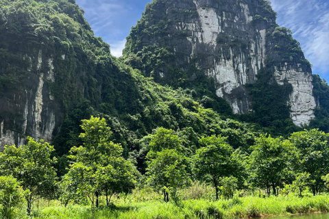 HOA LU - BAI DINH - TRANG AN - MUA-GROTTAN FRÅN NINH BINH