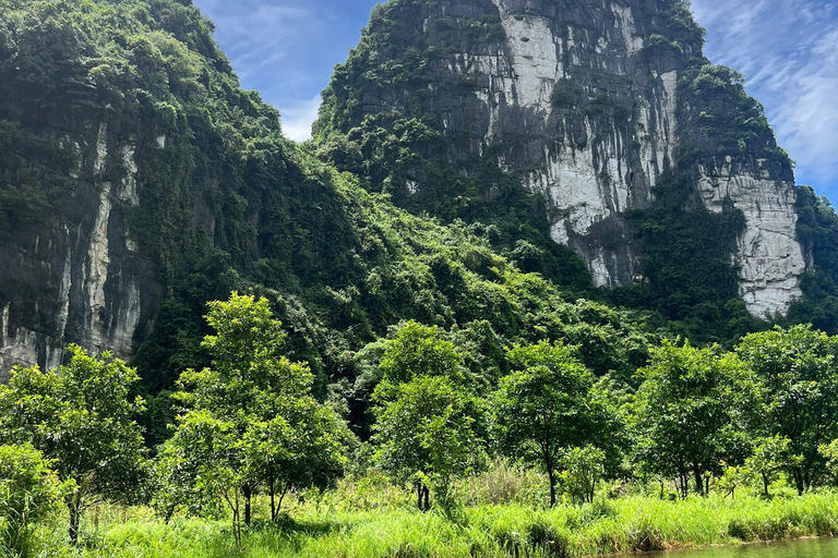 HOA LU - BAI DINH - TRANG AN - MUA-GROTTAN FRÅN NINH BINH