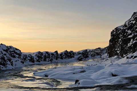 Golden Circle and South Coast Tour with 7+ Great Attractions