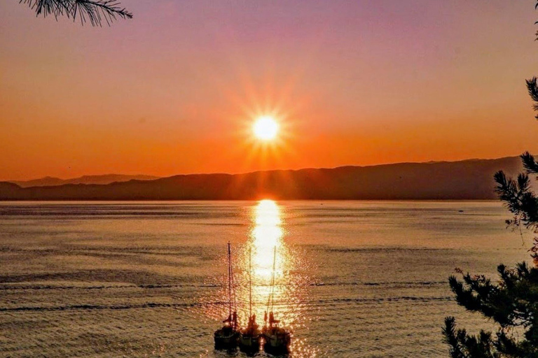 Dubrovnik: Private Sailing Boat Tour to Elaphiti & Blue Cave