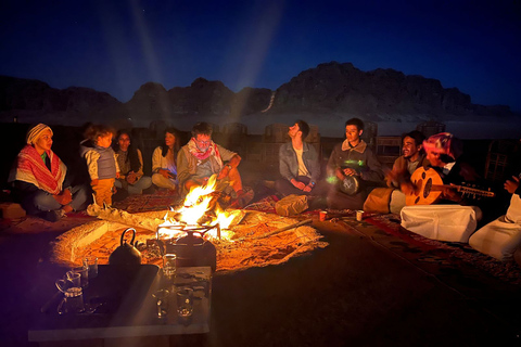 Jeeptour van een halve dag en verblijf van één nacht en alle maaltijden