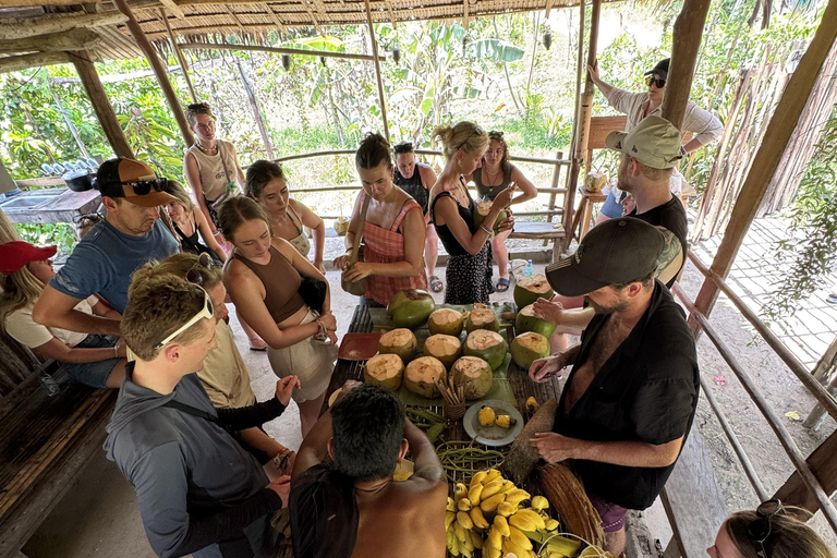 El Nido, Sibaltan: Local Organic Farm Tour & Product Tasting Farm Tour: 2 to 5