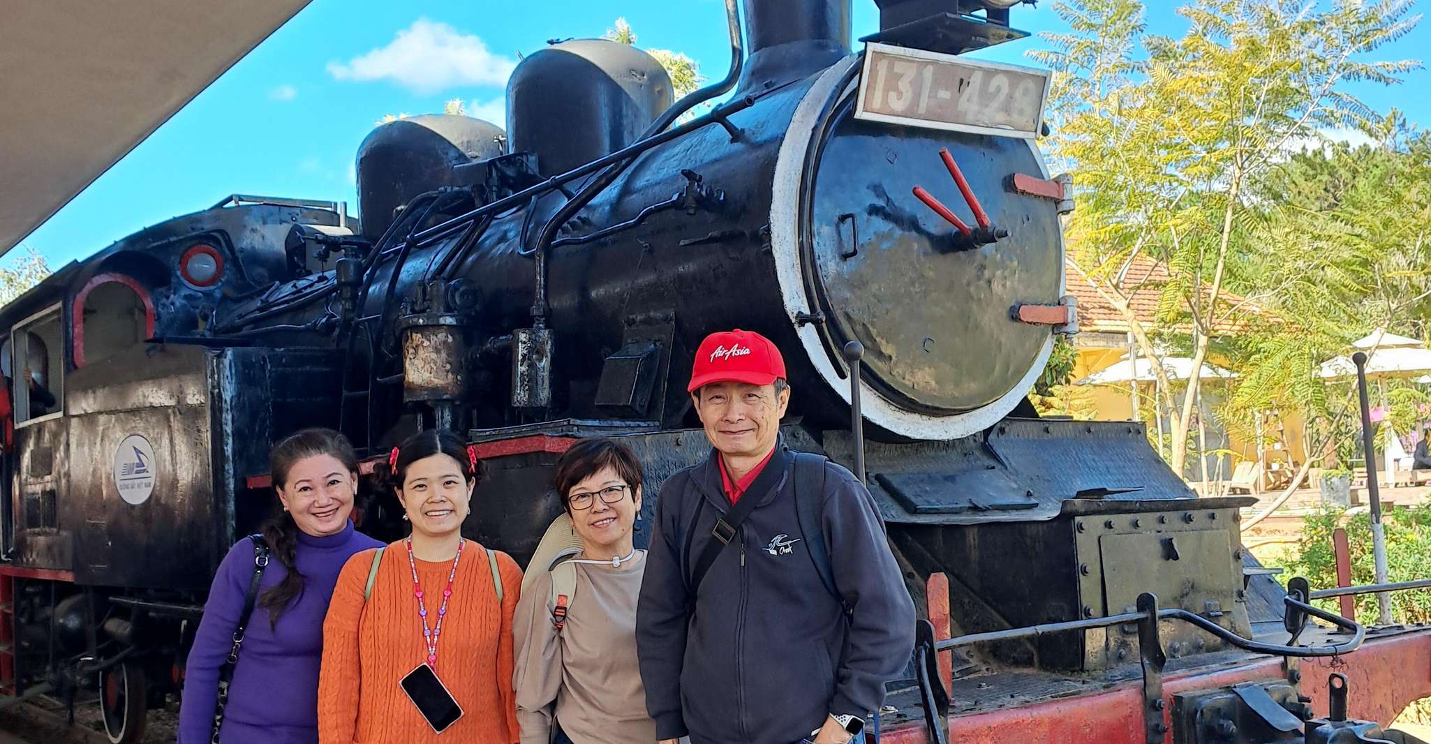 DALAT City Tour di Auto Private Combined Train Trip, Ziplines - Housity
