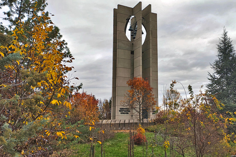索非亚钟声公园，超过 100 个钟声。导游陪同，接送服务索非亚钟声公园，超过 100 个钟声。导览，接送服务
