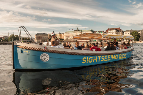 Stockholm : Visite touristique de la ville en bateau électrique ouvertStockholm : Visite de la ville en bateau électrique