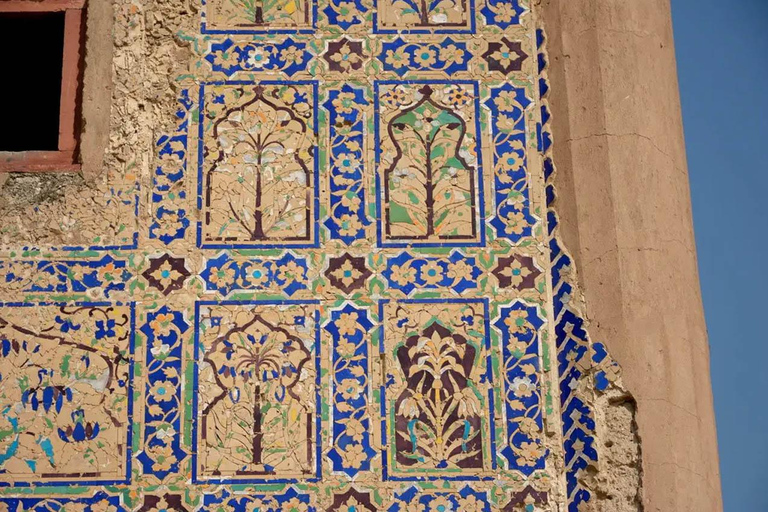 جولة تاج محل عند غروب الشمس مع تشيني كا راوزا بسيارة خاصة مكيفةجولة شاملة كليًا مع سيارة ومرشد وتذا