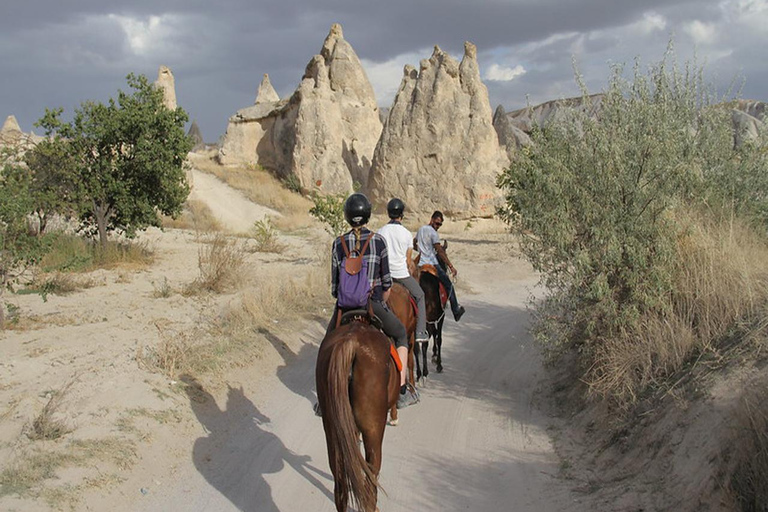 Göreme | Cappadocia Tour a cavalloEquitazione della nuova stagione 2 ore