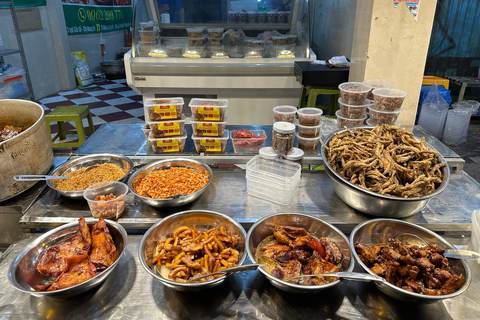 Experiência de comida de rua local em Hanói