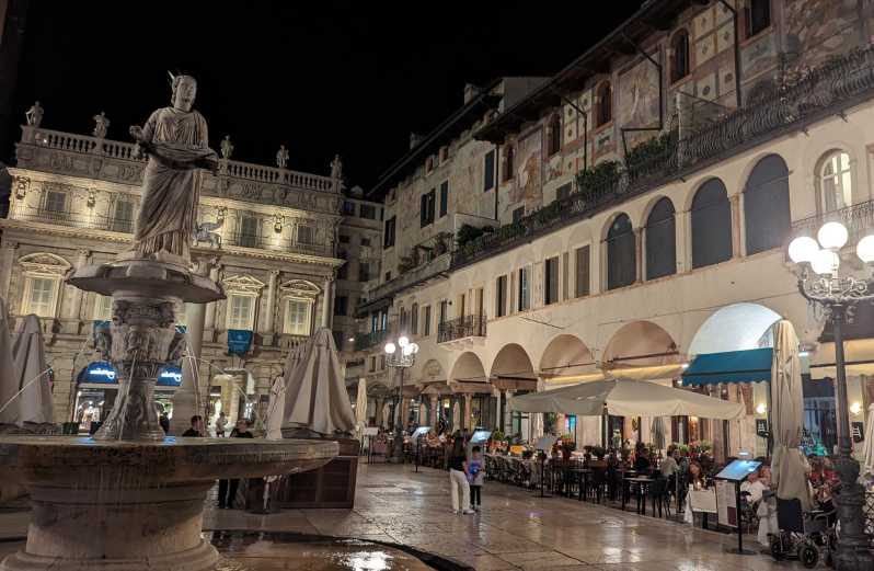 Verona: Night Walking Tour with 9+ Landmarks explained