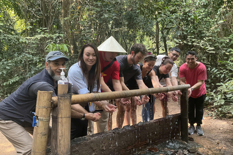 Ho Chi Minh City: Cu Chi Tunnels Guided Tour with Pickup Small Group Cu Chi Tunnels Experience (Max 12 people)