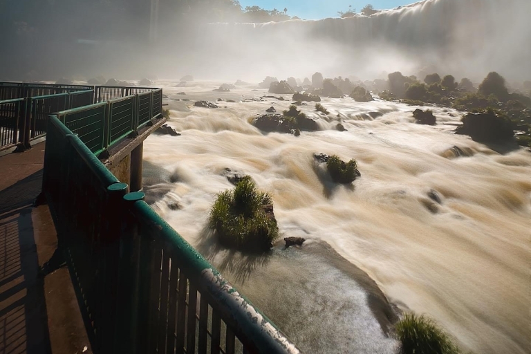 Wodospady Brazylijskie z biletem i transportemWodospady Brazylii z biletem i transportem
