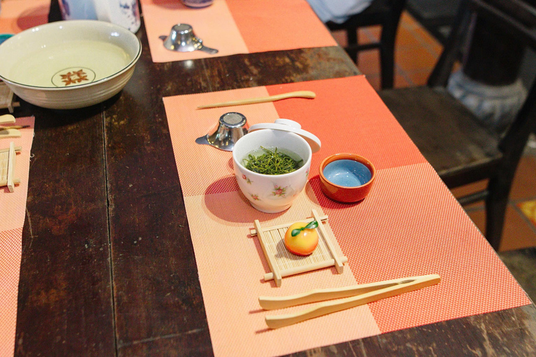 Hue：杯中莲茶艺工坊英语课