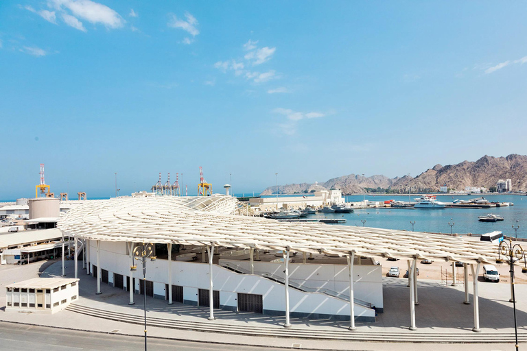 Discovering Muscat: A Half-Day Exploration of Oman's Capital