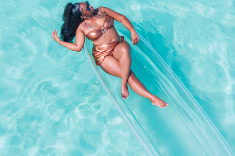 Aruba Clear Kayak Photoshoot with Cocktails