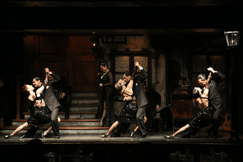 Buenos Aires: Aljibe Tango Show Buenos Aires: Aljibe Tango show con traslados