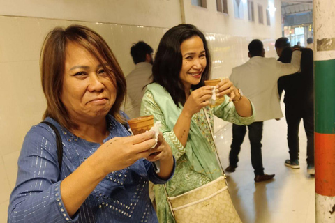 Delhi: Antigua y Nueva Delhi Tour Privado de Día Completo o Medio DíaTour privado de un día entero por la Vieja y la Nueva Delhi, todo incluido