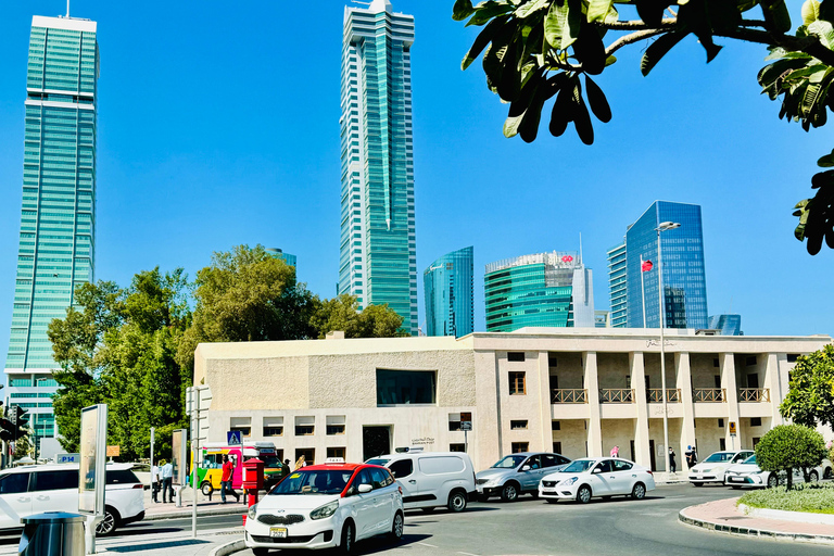 From Manama: Bahrain Full-Day Tour by Luxury Bus