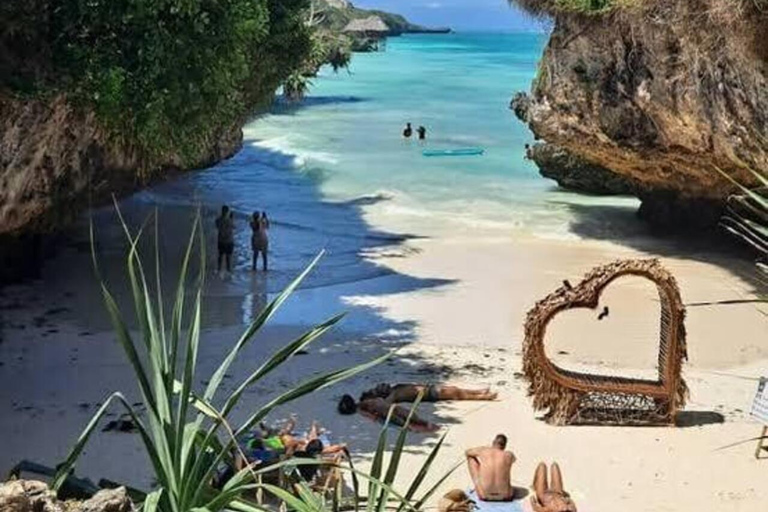 Zanzibar: Explore Salam Cave & Relax at Mtende Beach Tour with Hotel Pickup & Drop-off – For Guests From Anywhere